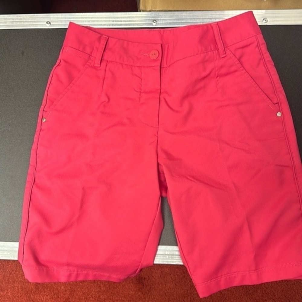 Puma Hot pink performance Bermuda short size 2